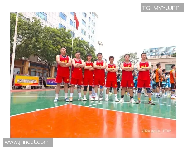 北京篮球队在世界锦标赛中的拼搏历程与荣耀时刻回顾